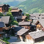 Σπίτι διακοπών Familial By Interhome Grimentz