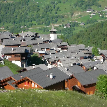 Familial By Interhome Vakantiehuis Grimentz
